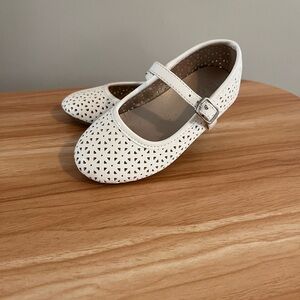 The Children’s Place White Mary Jane Shoes